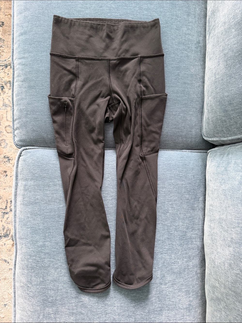 Athleta Black Cropped Leggings with Side Pockets
